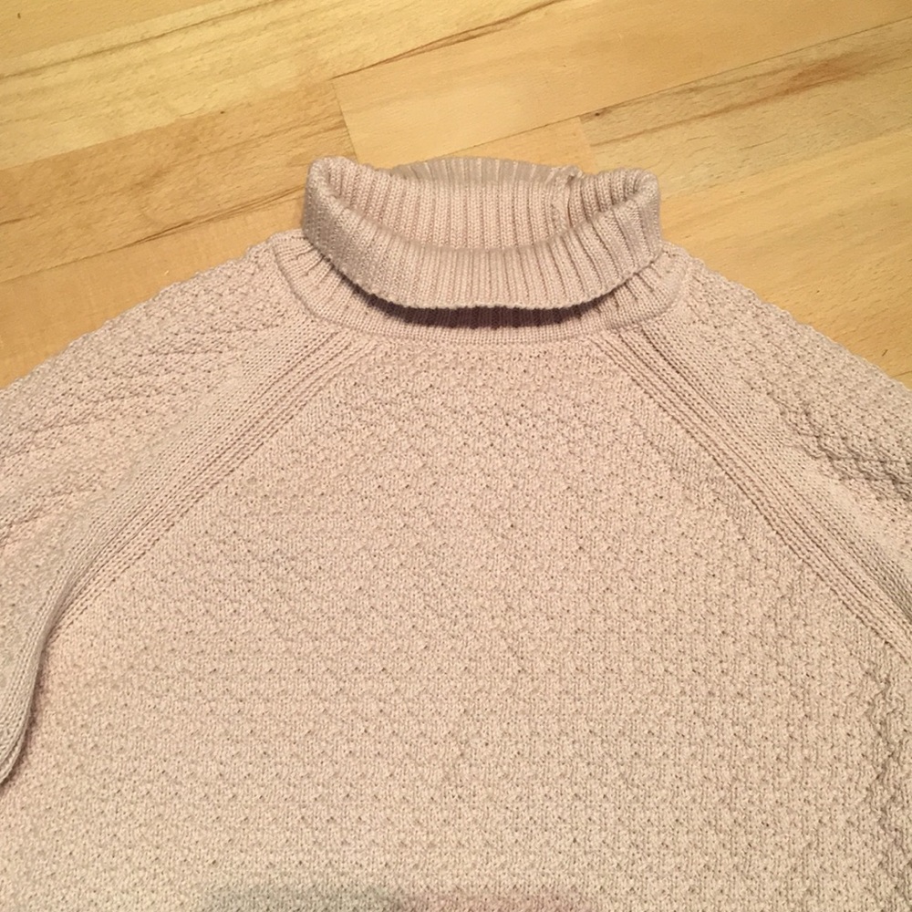 Calvin Klein Blush Sweater - Picture 2 of 6